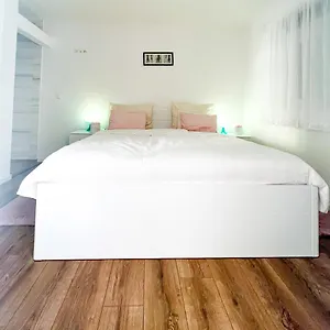 Apartment Sunador - Adults Only, Crikvenica
