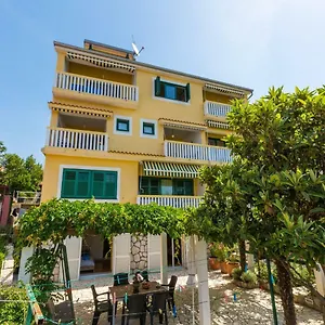 Apartment Neno, Crikvenica